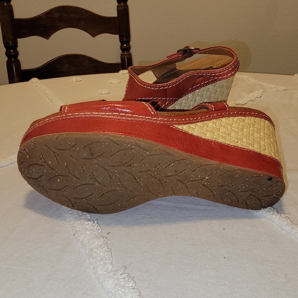 Anthropologie NAYA ETERNAL WEDGE SANDALS BLOOD ORANGE 🍊 LEATHER SIZE 9 - Picture 8 of 8